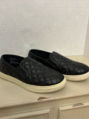 Madden Girl Quilted Slip-On Sneakers in Black